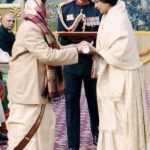 Wife of Colonel Vasanth Venugopal Smt Subhashini Vasanth receiving Ashok Chakra award from the President