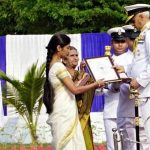 Cdr Shishir Kumar's wife Smt Rohini Kumar receiving the award
